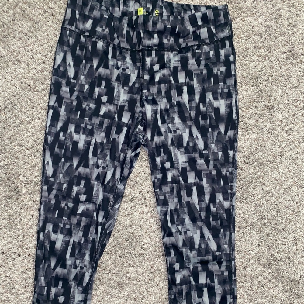 Xersion leggings